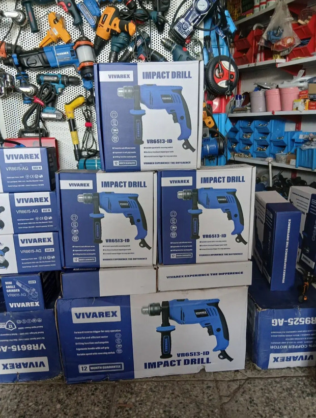 دریل برقی ودریل چکشی برقی نیمهصنعتی ویوارکس مدل VR-6513-ID با موتور 650 وات، سرعت 3000 دور بر دقیقه، سهنظام آچاری 13 میلیمتری، کنترل سرعت، قفل سوییچ و کلید تغییر حالت چکشی و گردش چپگرد و راستگردیوارکس VR6513
